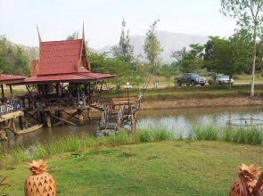 Lomrak Resort