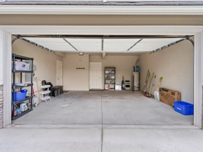 Geary Getaway 3 Bedroom Home by RedAwning