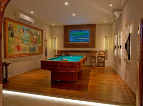 Costabella Tropical Beach Hotel