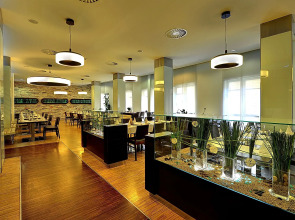 St. Joseph ROYAL REGENT