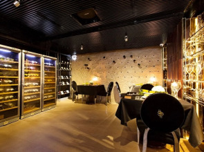 Signature Boutique Hotel