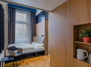 Dean’s Home Budapest