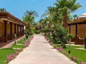 Mirage Bay Resort and Aqua Park