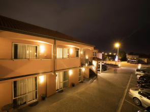 162 Kings of Riccarton Motel