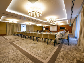 Отель Crowne Plaza Borjomi by IHG