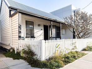 Patty's Cottage @ Merewether Beach
