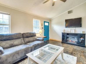 Arkansas Vacation Rental < 1 Mi to Norfork Lake