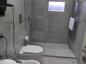 Zaro Suites