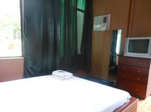 RedDoorz Plus @ Gracey Dive Resort Dumaguete