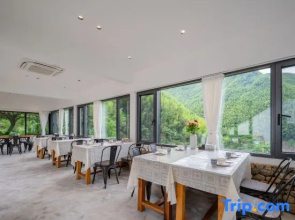 Anji Hawthorn Guest House