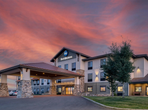 Best Western Shelby Inn & Suites