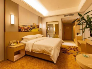 Vienna International Hotel (Dazhou Shifu)