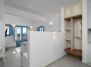 Camvillia Donoussa Village Suites