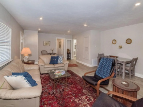 Anchorage Haus