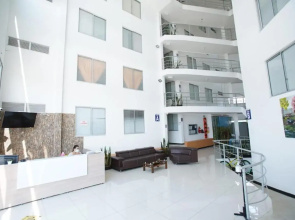 Apartamento con vista a la piscina a 5 minutos del parque del café