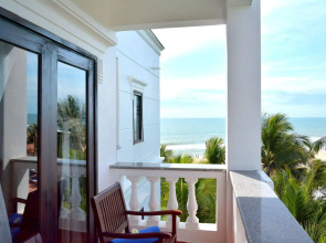 Sea Lion Beach Resort & Spa