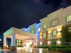 Holiday Inn Express Hotel & Suites Decatur by IHG