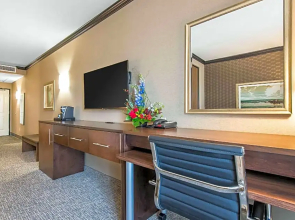 The Heritage Inn & Suites an Ascend Hotel Collection Member