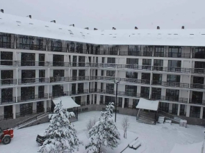 Agmasheneblis 98 1204 Bakuriani