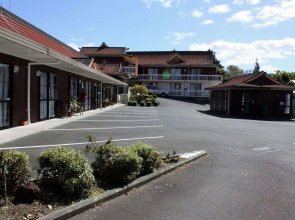 Cherry Court Motor Lodge