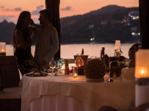 Villa El Murmullo by La Casa Que Canta