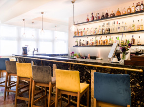 Sangate Hotel Airport