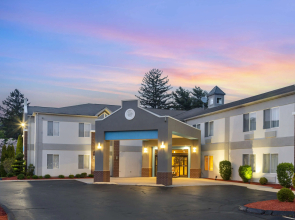 Best Western Plus New England Inn & Suites