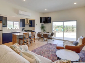 Southern Utah Vacation Rental w/ Hot Tub