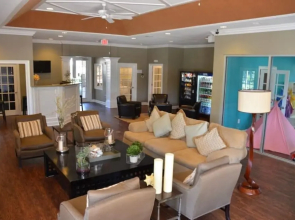 November Special at LV 3 Beds 2 Baths Id:61209