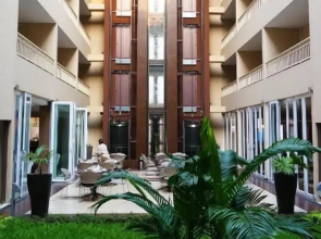 Hotel Royal