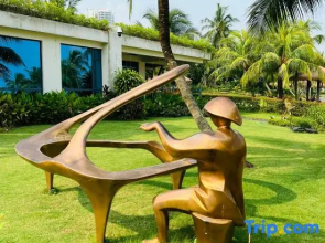 Seaview 2B1R 8pax Condo Forest City 4J-910