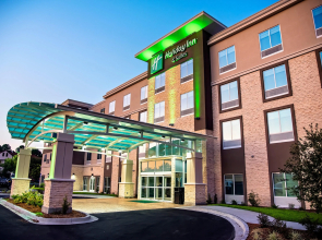 Holiday Inn & Suites Savannah Airport - Pooler by IHG