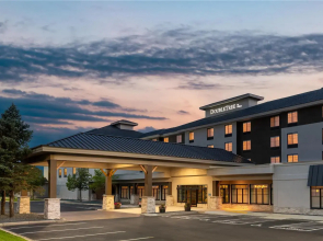 DoubleTree by Hilton Owatonna