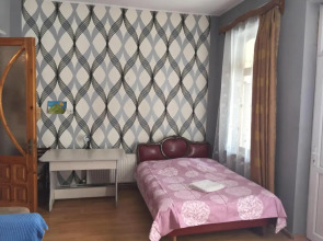 Guest House On Tabidze 2