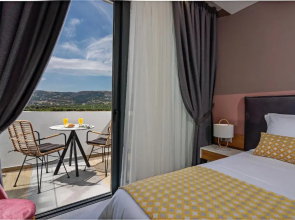 Orizontes Deluxe Residence