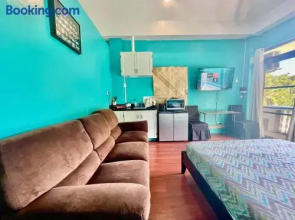 Ngermid Oasis- 1BD, Beautiful Lodge, Amazing Views
