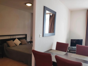 Joli T2 piscine hammam & parking gratuit