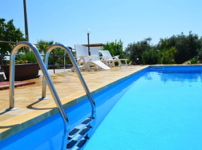 Villa With 2 Bedrooms in Floridia, With Private Pool, Enclosed Garden and Wifi - 12 km From the Beach