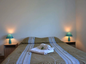Apartment With 3 Bedrooms in Grasse, With Pool Access, Furnished Balco