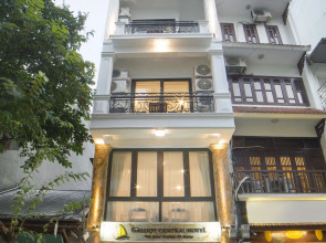 Galliot Central Hotel