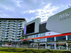 New! Seaview Deluxe Sunrise Suite 2000 sqft Imago Loft B 3 bedrooms above Imago Shopping Mall