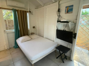 2 Bungalows au bord de la plage de montal a moule loués individuellement ou séparément