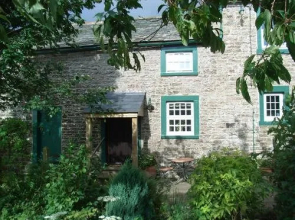 Wallace Lane Farm - Farm Home