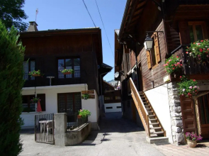 Appart Pointe de Nyon Morzine Centre 4 à 6 pers calme jardin vue parking