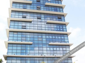 996 selected holiday hotel