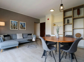 w Comfy 2BR w Park View in Miraflores