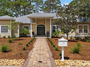Seacrest 4BR w/ Private Heated Pool + Beach Access & Dolphin Cruise Ticket!