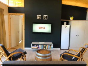 Palm and Pine Cottage