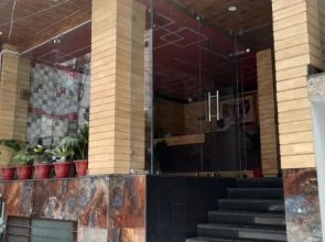 Hotel Raas Palace