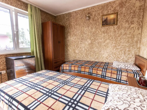 U Yudzhina Guest House